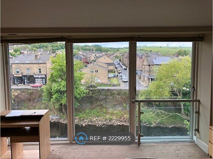 1 Bedroom Maisonette To Rent In Ledgard Wharf, Mirfield, WF14