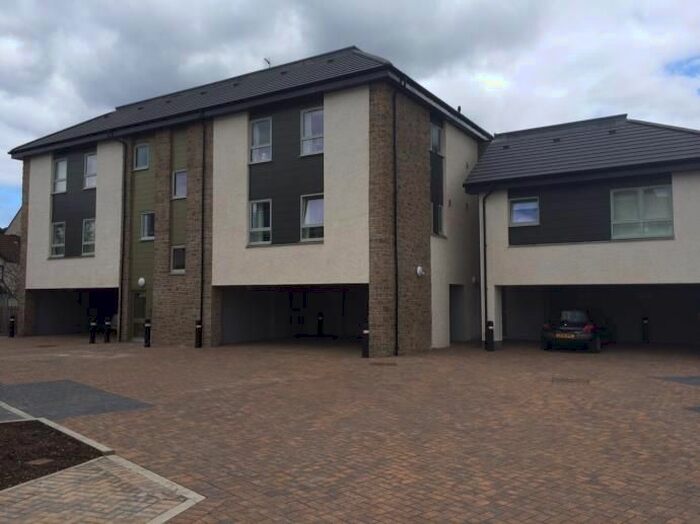 2 Bedroom Flat To Rent In Station Road, Edinburgh EH12