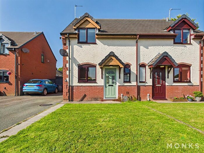 3 Bedroom Semi-detached House For Sale In Martins Field, Trefonen, Oswestry, SY10