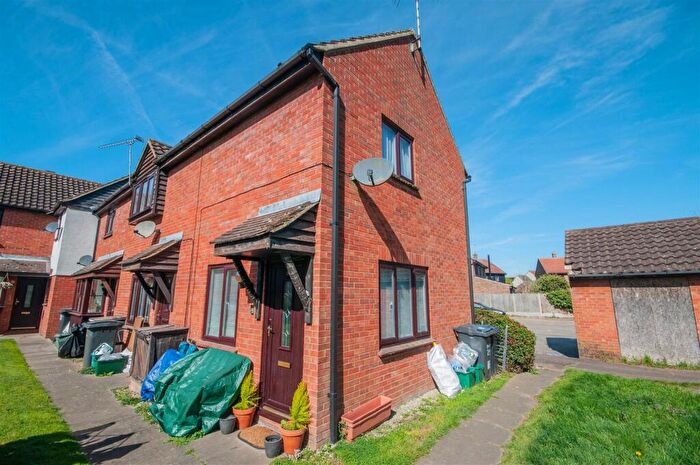 2 Bedroom End Of Terrace House For Sale In Colyers Reach, Chelmer Village, Chelmsford, CM2
