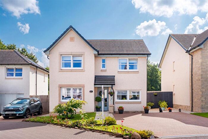 3 Bedroom Detached House For Sale In Birchwood Crescent, Cambuslang, G72