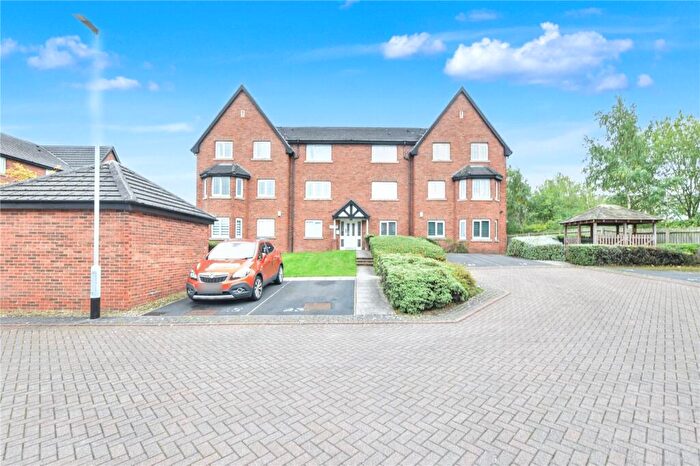2 Bedroom Apartment For Sale In Pavilion Close, Stanningley, Pudsey, West Yorkshire, LS28