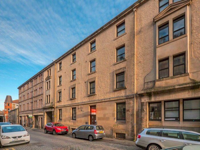 2 Bedroom Flat To Rent In Merchant House, Leith, EH6