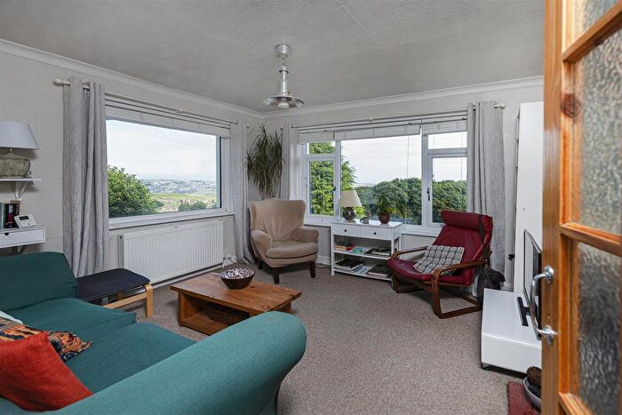 2 Bedroom Semi-Detached Bungalow For Sale In Back Lane, Queensbury, Bradford, BD13