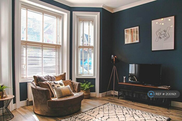 1 Bedroom Flat To Rent In Horace Road, Bournemouth, BH5