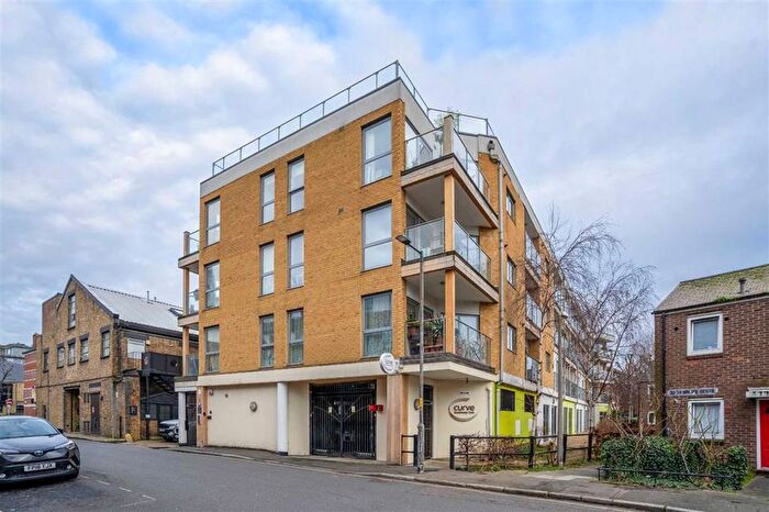 2 Bedroom Flat To Rent In Wilds Rents, London, SE1