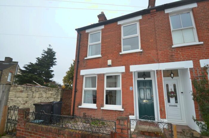 3 Bedroom End Of Terrace House To Rent In Bromley Crescent, Bromley, BR2