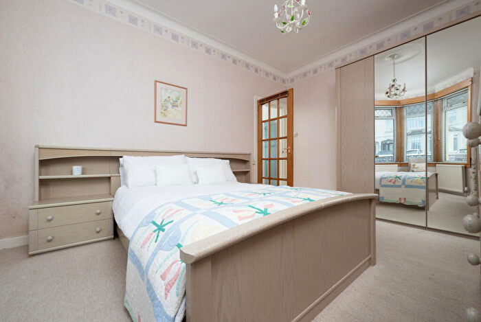 2 Bedroom Bungalow For Sale In Reservoir Road, Gourock, PA19
