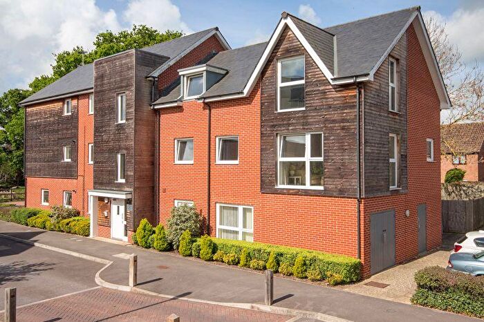 2 Bedroom Flat To Rent In Totton, SO40