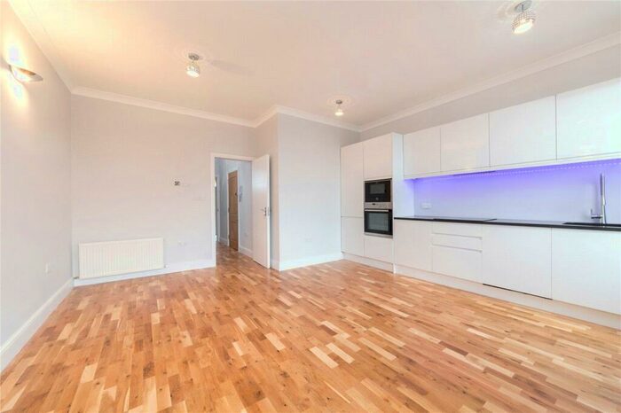 1 Bedroom Terraced House To Rent In York Way, Holloway, N7