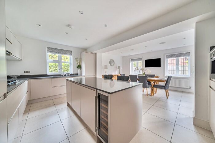 4 Bedroom Detached House To Rent In Undisclosed, Bramcote, Nottingham, Nottinghamshire, NG9