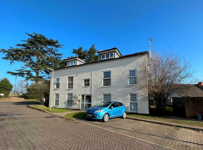 2 Bedroom Apartment To Rent In Mill Close, Bagshot, GU19