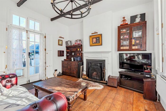 1 Bedroom Semi-Detached Bungalow To Rent In Portsmouth Road, Guildford, GU2