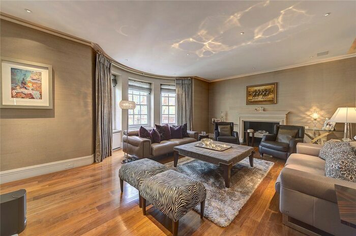 4 Bedroom Flat To Rent In Park Street, London, W1K