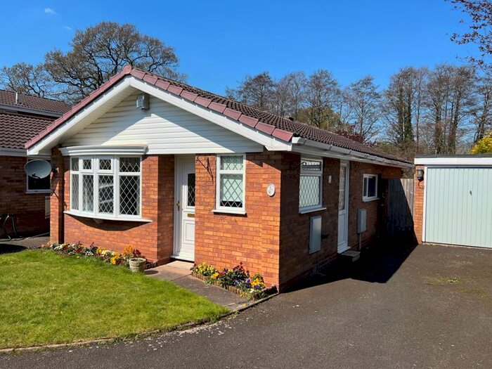 Houses for sale & to rent in WV10 8HZ, School Lane, Bushbury North