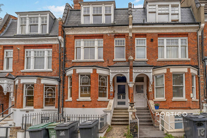 5 Bedroom Flat To Rent In Milton Avenue, London, N6