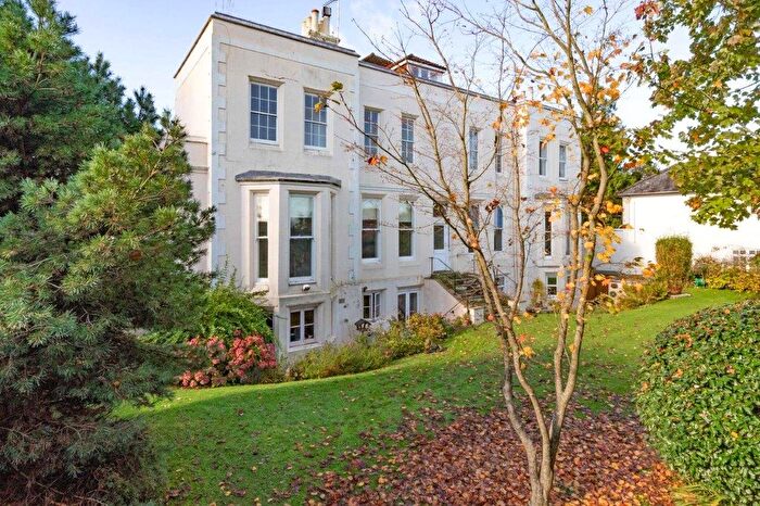 2 Bedroom Flat For Sale In Garstons, High Street, Burwash, East Sussex, TN19