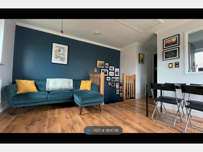 2 Bedroom End Of Terrace House To Rent In Newbury Court, Bletchley, Milton Keynes, MK3