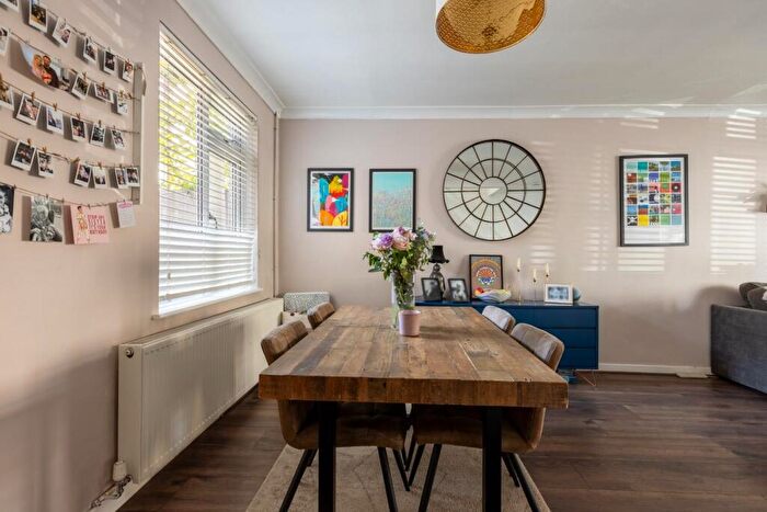 3 Bedroom Terraced House For Sale In Nottingham Street, Victoria Park, BS3