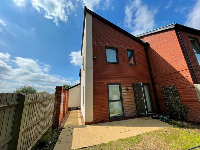 3 Bedroom End Of Terrace House For Sale In Liberty Mews, Edgbaston, Birmingham, B15