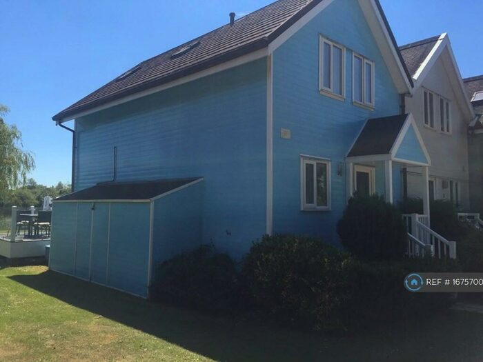 3 Bedroom Semi-Detached House To Rent In Spring Lake, South Cerney, Cirencester, GL7