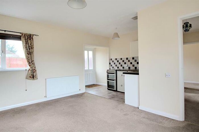 2 Bedroom Bungalow To Rent In Primrose Crescent, NR7