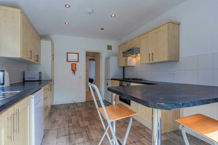 5 Bedroom Private Hall To Rent In Cogan Terrace, Cathays, CF24