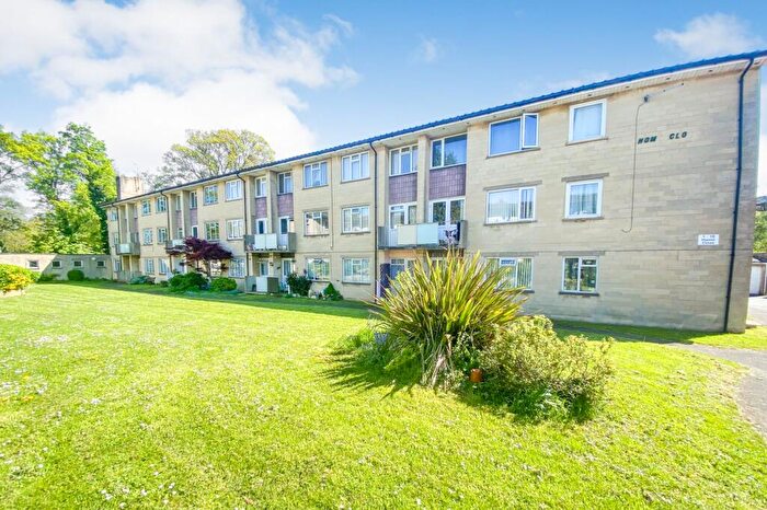 1 Bedroom Flat For Sale In Home Close, Newlands Road, Corsham, Wiltshire, SN13