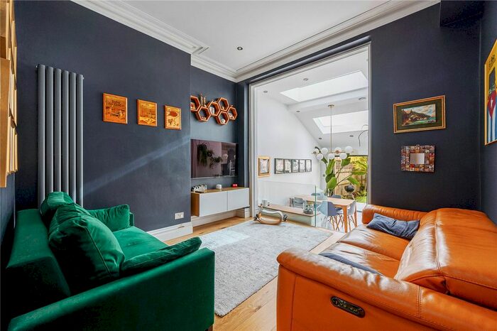 2 Bedroom Flat To Rent In Grange Road, London, W4