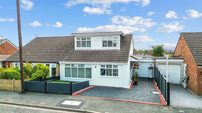 3 Bedroom Semi-Detached Bungalow For Sale In Bosworth Road, St. Helens, WA11