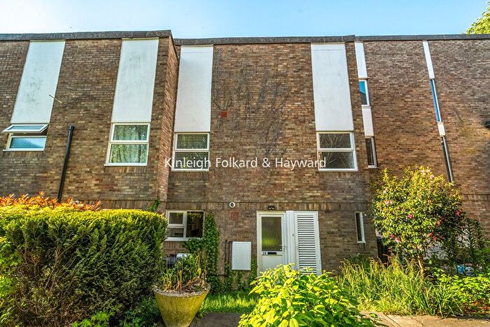 4 Bedroom Terraced House To Rent In St. Clairs Road, Croydon, CR0