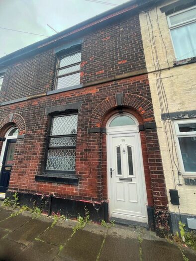 3 Bedroom Terraced House To Rent In Bright Street, Radcliffe, Manchester, M26