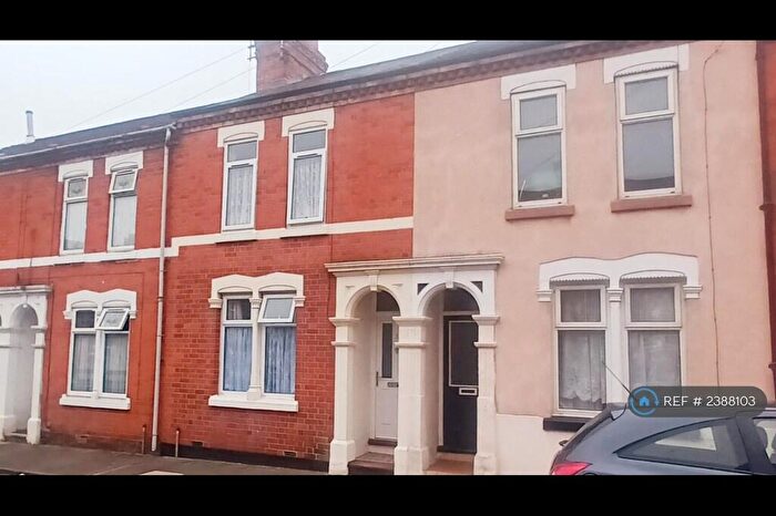 3 Bedroom Terraced House To Rent In Seymour Street, Northampton, NN5