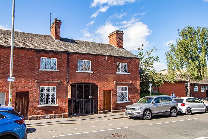 3 Bedroom End Of Terrace House To Rent In Pinfold Gate, Loughborough, LE11