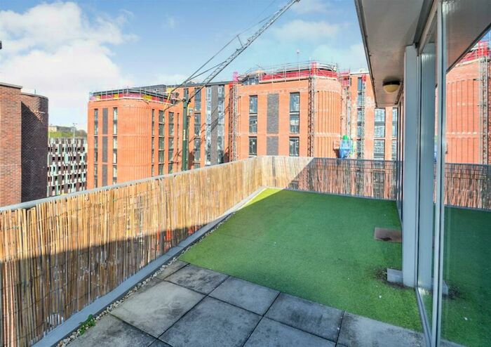 2 Bedroom Penthouse To Rent In The Hicking Building, Queens Road, NG2