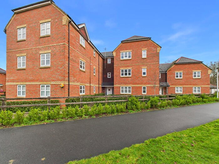 2 Bedroom Flat For Sale In Equestrian Court, Arborfield Green, Reading, RG2