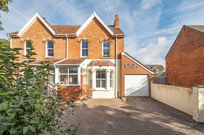 5 Bedroom Semi-detached House For Sale In The Drive, Berrow Road, Burnham-On-Sea, Somerset, TA8