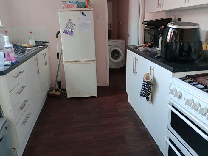 2 Bedroom Flat To Rent In Seventh Avenue, Newcastle Upon Tyne, NE6