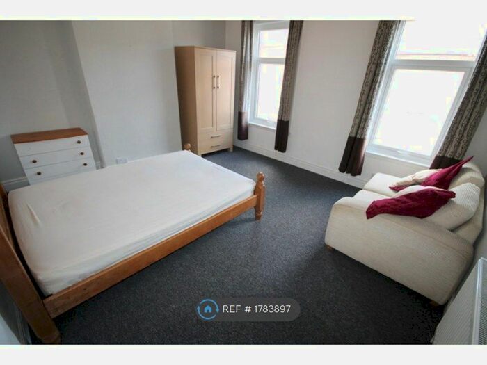 4 Bedroom Terraced House To Rent In Barclay Street, Leicester, LE3