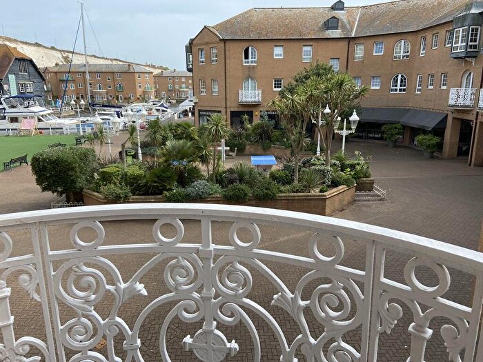 1 Bedroom Apartment To Rent In The Octagon, Brighton Marina Village, BN2