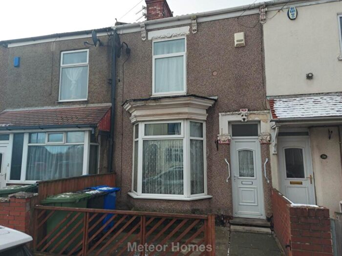 3 Bedroom Terraced House For Sale In Convamore Road, Grimsby, DN32