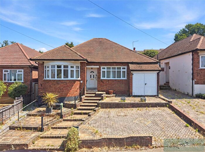 2 Bedroom Bungalow For Sale In Dacre Gardens, Chigwell, Essex, IG7