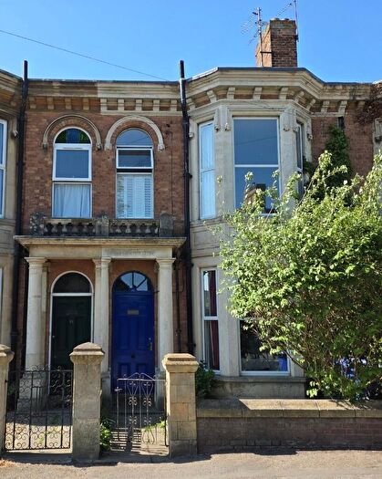 4 Bedroom Town House For Sale In Banbury Road, Brackley, NN13