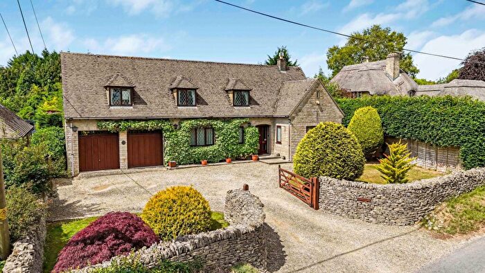 5 Bedroom Detached House For Sale In Baunton Lane, Cirencester, Gloucestershire, GL7