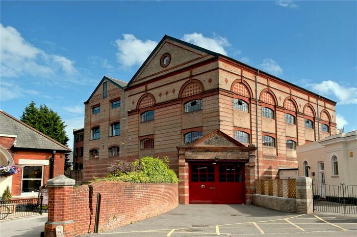 2 Bedroom Apartment To Rent In The Pantechnicon, Westbourne, BH4