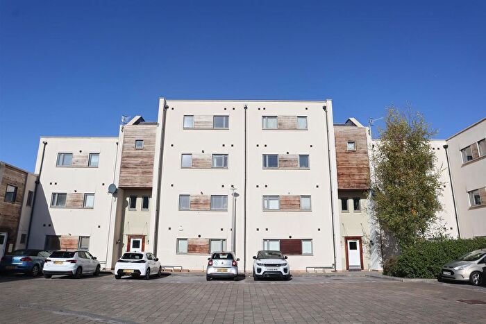 2 Bedroom Property To Rent In The Anchorage, Portishead, Bristol, BS20
