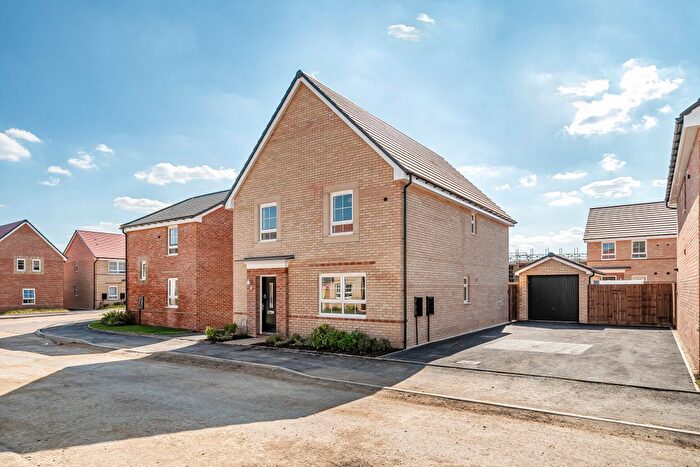 4 Bedroom Property To Rent In Southwold Drive, Hampton Beach, Peterborough, PE7