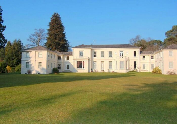 2 Bedroom Apartment For Sale In Wexham Place, Framewood Road, Wexham, Buckinghamshire, SL2