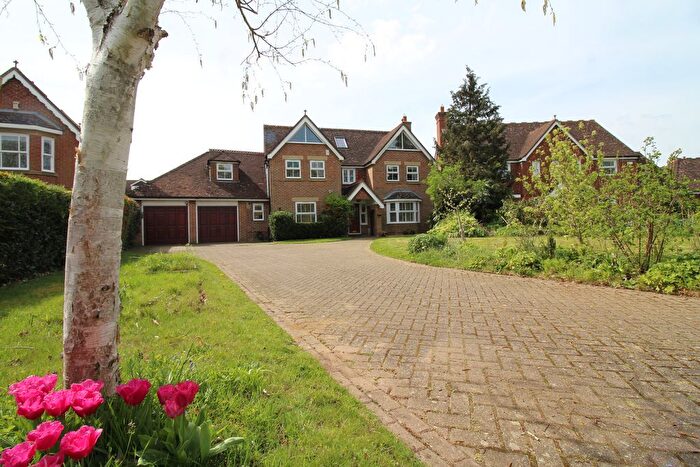 6 Bedroom Detached House For Sale In The Haydens, Tonbridge, TN9