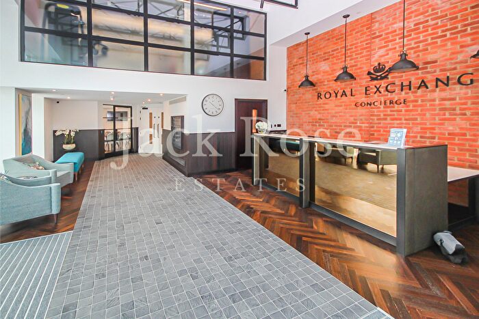 3 Bedroom Apartment To Rent In Royal Exchange, Kingston-upon-Thames, KT1